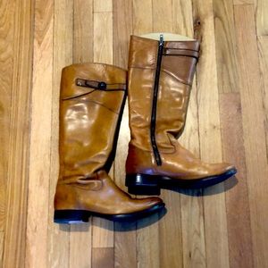 Beautiful Carmel colored Frye boots